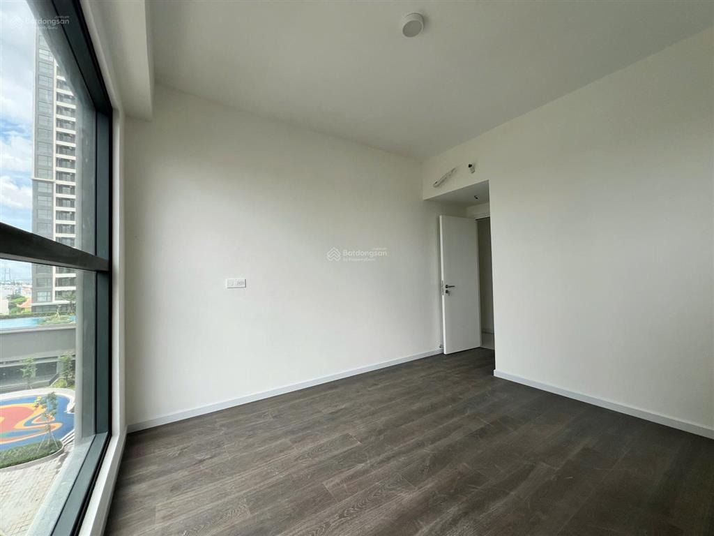 Kẹt tiền cần bán nhanh 3pn  88m2  8 tỷ bao thuế phí. nhà mới 100%. sẵn pass xem nhà