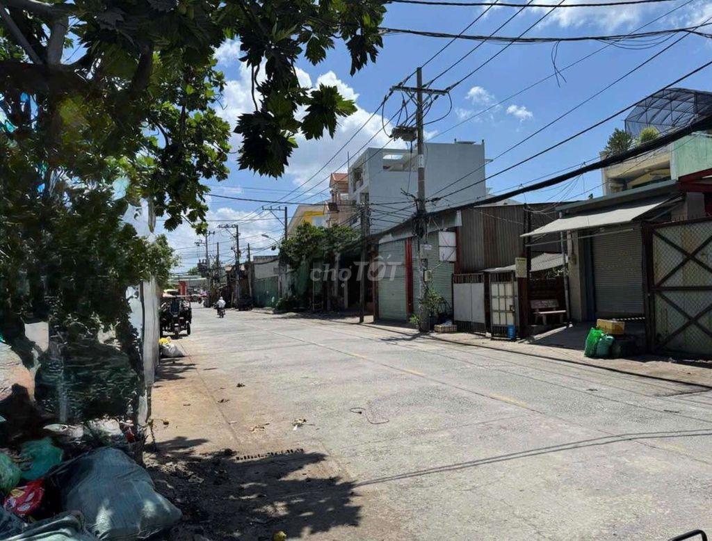 Kho 700m2 chỉ 65tr