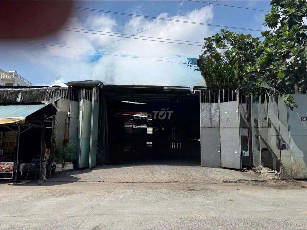Kho 700m2 chỉ 65tr