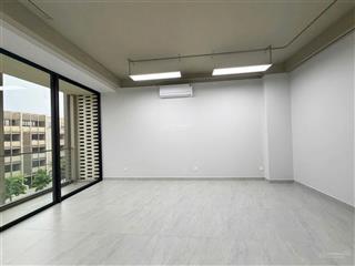 Văn phòng 40m² mới, đẹp giá 8 triệu.