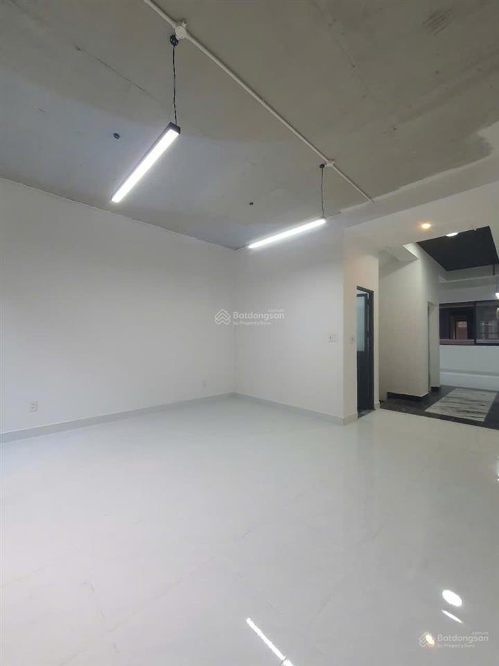 Cho thuê nguyên tầng văn phòng 12 triệu, 70m2 tại the global city