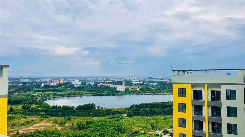 Bán nhanh căn hộ 2pn bcons city gần metro số 1 giá tốt có sẵn hợp đồng thuê.  0931 118 ***