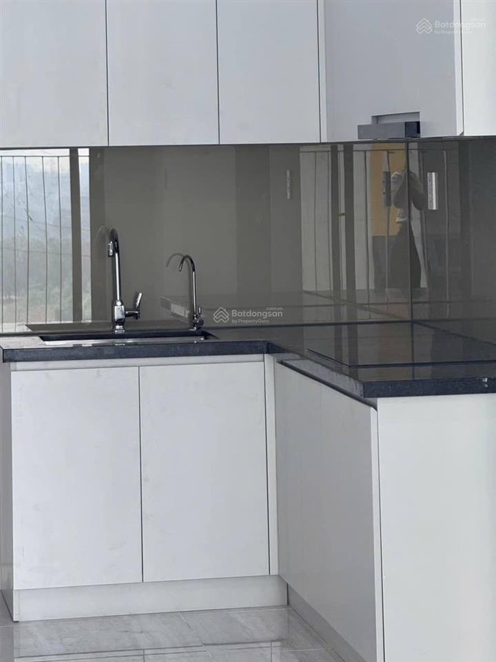 Bán nhanh căn hộ 2pn bcons city gần metro số 1 giá tốt có sẵn hợp đồng thuê.  0931 118 ***