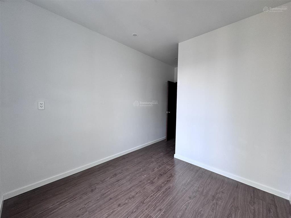 Bán nhanh căn hộ 2pn bcons city gần metro số 1 giá tốt có sẵn hợp đồng thuê.  0931 118 ***