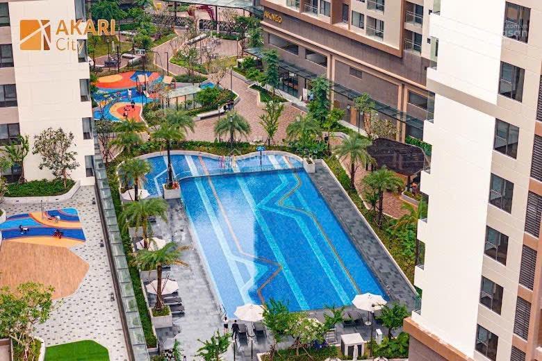 Căn góc 3pn aka neo  tầng cao  view thoáng, nội thất cơ bản, có hđ thuê 15tr/tháng.  0931 118 ***