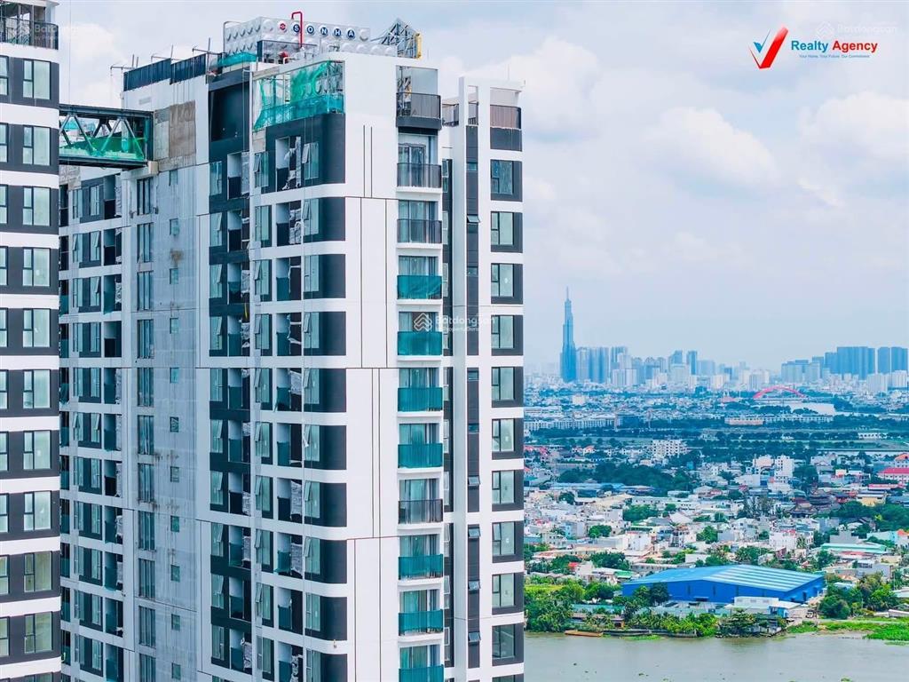 Bán căn 1pn + view nội khu, nhìn trực diện hồ bơi, view thoáng mát mẻ, block b, giá chỉ 2,930 tỷ
