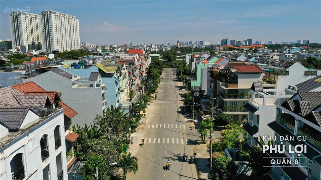 Nền góc 100m2, đường lớn 20m, vị trí đẹp thích hợp để ở và mua đầu tư kinh doanh, giá chỉ 4,850 tỷ