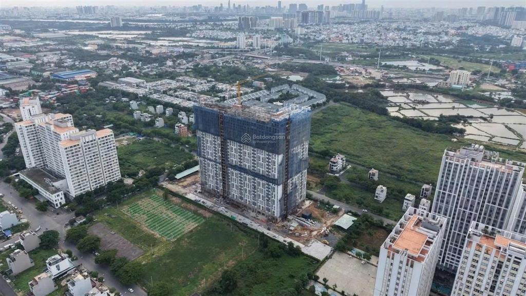 Căn góc 2pn. 2wc view trung tâm tp. hcm, landmark 81, tầng cao, giá chỉ 3,299 tỷ,  0931 118 ***