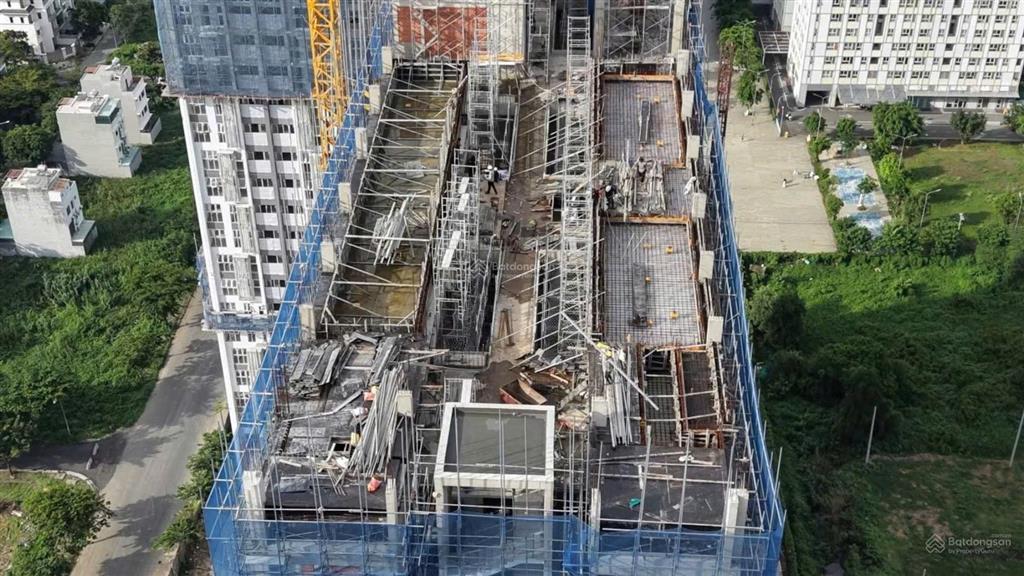 Căn góc 2pn. 2wc view trung tâm tp. hcm, landmark 81, tầng cao, giá chỉ 3,299 tỷ,  0931 118 ***