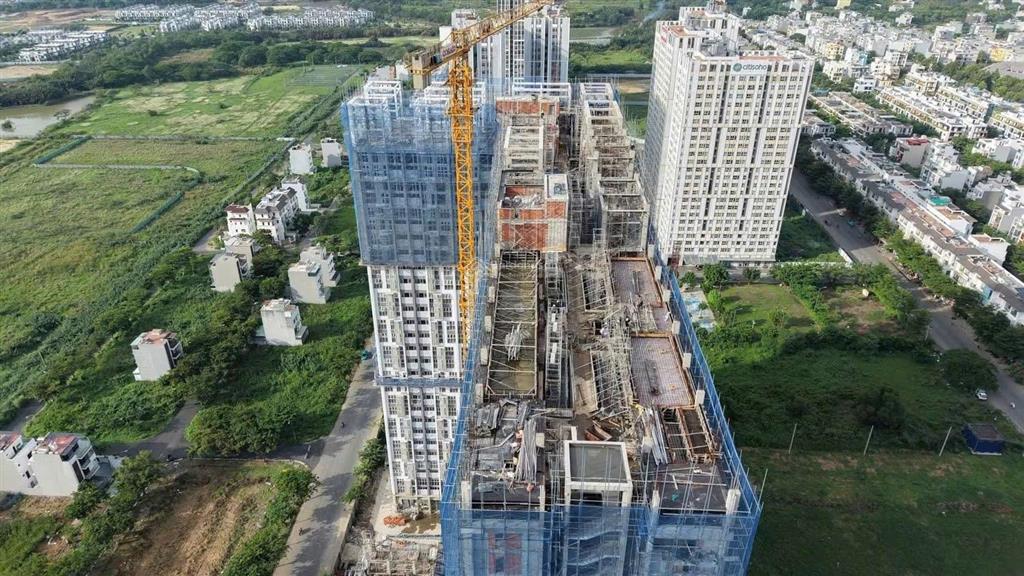 Căn góc 2pn. 2wc view trung tâm tp. hcm, landmark 81, tầng cao, giá chỉ 3,299 tỷ,  0931 118 ***