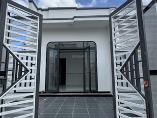 Bán nhà mới xây 135m2 shr tc ngay đường ấp 4, xã sông trầu, giá chỉ 1.480 tỷ