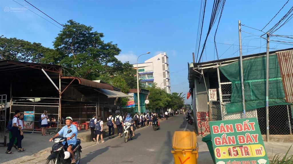 Bán đất góc 2 mặt tiền kinh doanh 145m2 đối diện trường học sổ riêng tc giá 2.8 tỷ