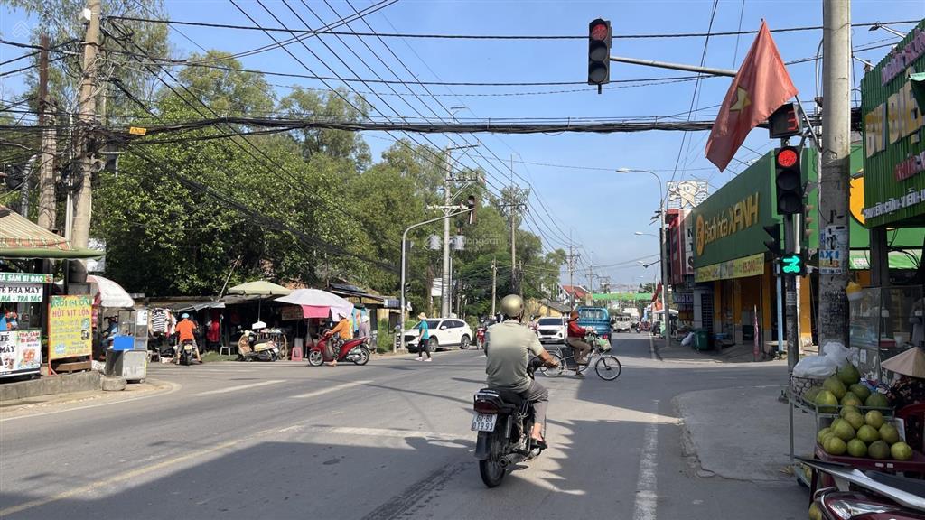Siêu phẩm 500m2 mtkd trục chính đường bình minh  giang điền