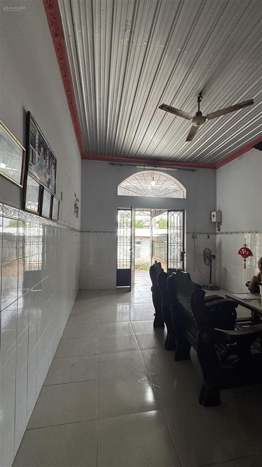 Bán nhà bình minh 110m2 sổ riêng thổ cư, giá chỉ 1,150 tỷ ngay nhà thờ tân bình