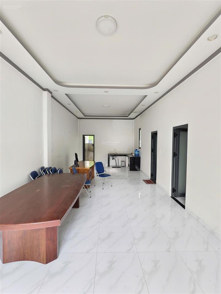 Nhà 160m2 sổ riêng thổ cư, xã đồi 61 ngay trung tâm giá cực rẻ chỉ 1,180 tỷ