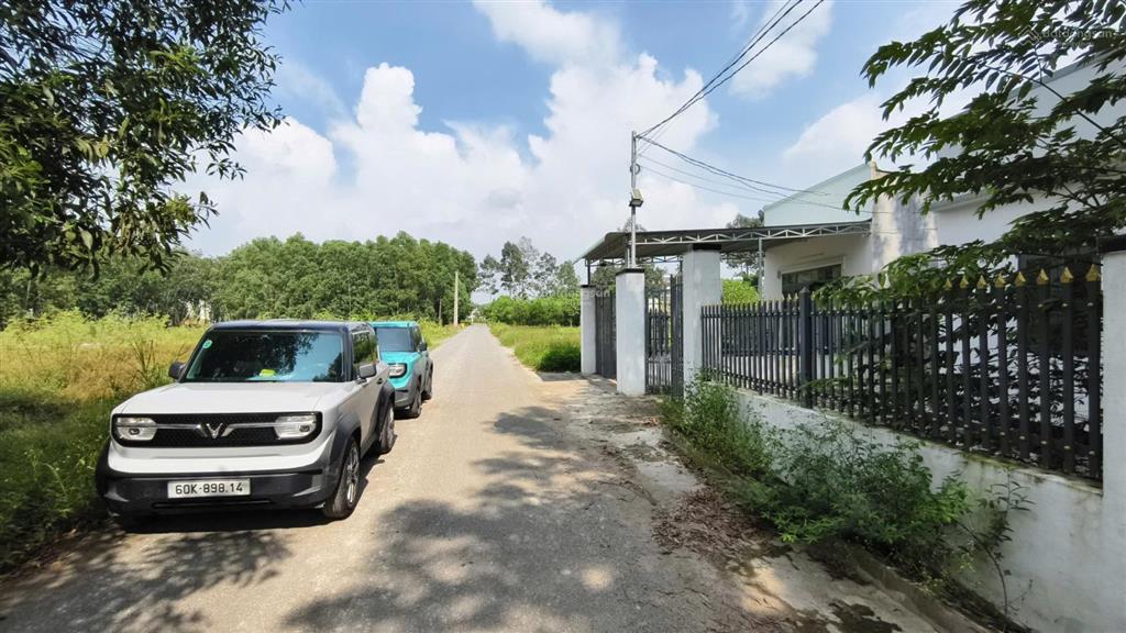 Nhà 160m2 sổ riêng thổ cư, xã đồi 61 ngay trung tâm giá cực rẻ chỉ 1,180 tỷ
