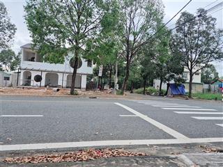 Cần bán gấp lô góc kinh doanh trung tâm tp mới bình dương 242m2 full thổ cư