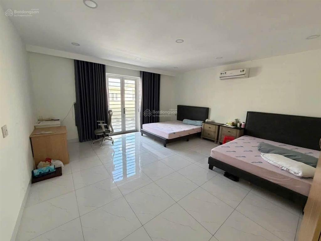 Cho thuê shophouse tại khu phố thương mại unitown, 104m2, view đẹp, giá tốt