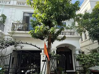 Bán bt 200m2 tại dãy paris 12, vinhomes imperia, trục thông (81 căn đầu tiên), gần sông, 27 tỷ vnd