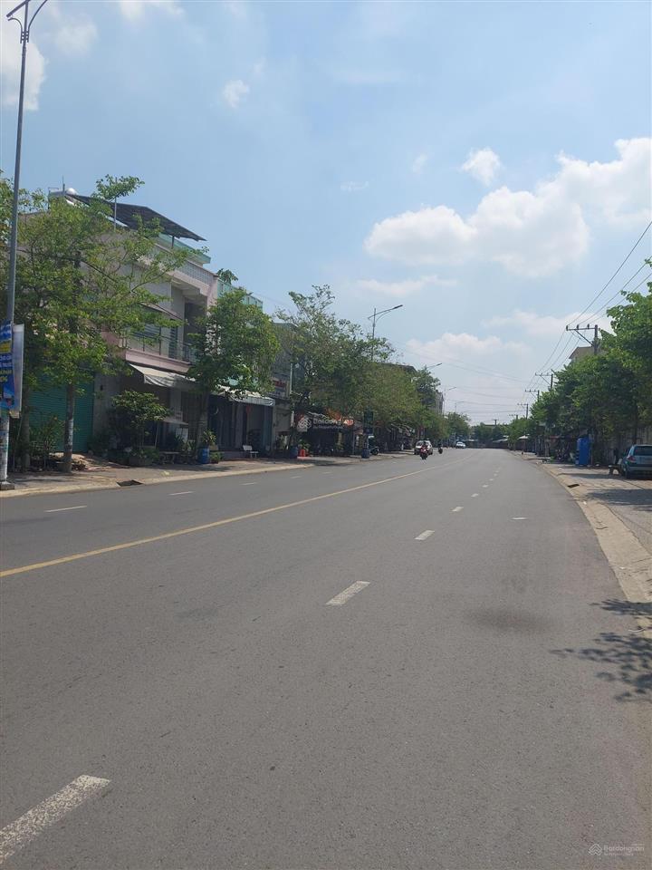 Bán đất mặt đường hai bà trưng ngay go dĩ an, 11,8 tỷ, 110m2, ngang 6m, kdbb vip