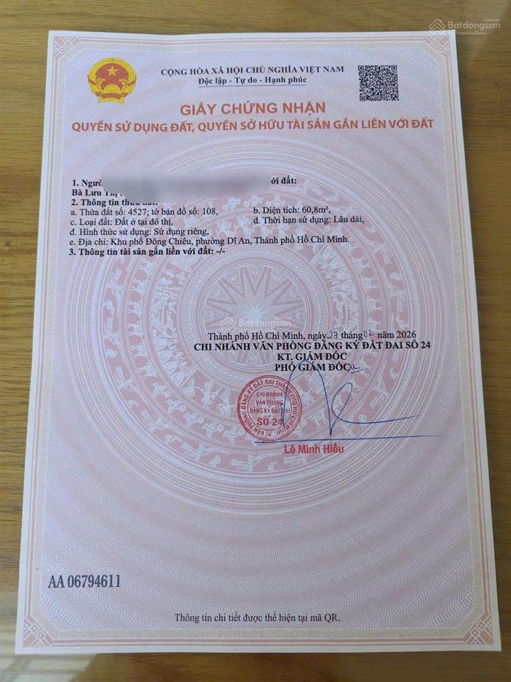 Giá chỉ  3 tỷ 980tr, còn bớt nhà sổ hồng riêng, 1 lầu 1 trệt gần ngã ba cây điệp, dĩ an