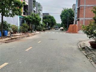 Chỉ 3,350 tỷ, bán vội
bán gấp lô đất đường n3  khu phú mỹ hiệp, dĩ an
 cuối đường nguyễn an ninh