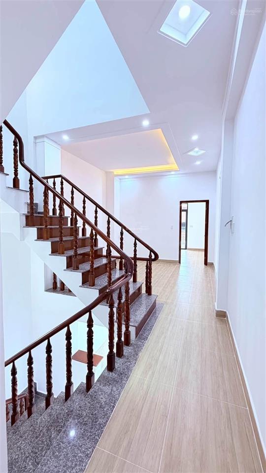 Nhà mặt tiền phạm hữu lầu gần lý thường kiệt  dĩ an nhà 1 trệt 2 lầu diện tích 64m