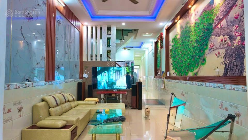 Bán nhà gần làng đại học quốc gia tphcm, vị trí đẹp, tiềm năng cao, 104m², chỉ 5,5 tỷ
