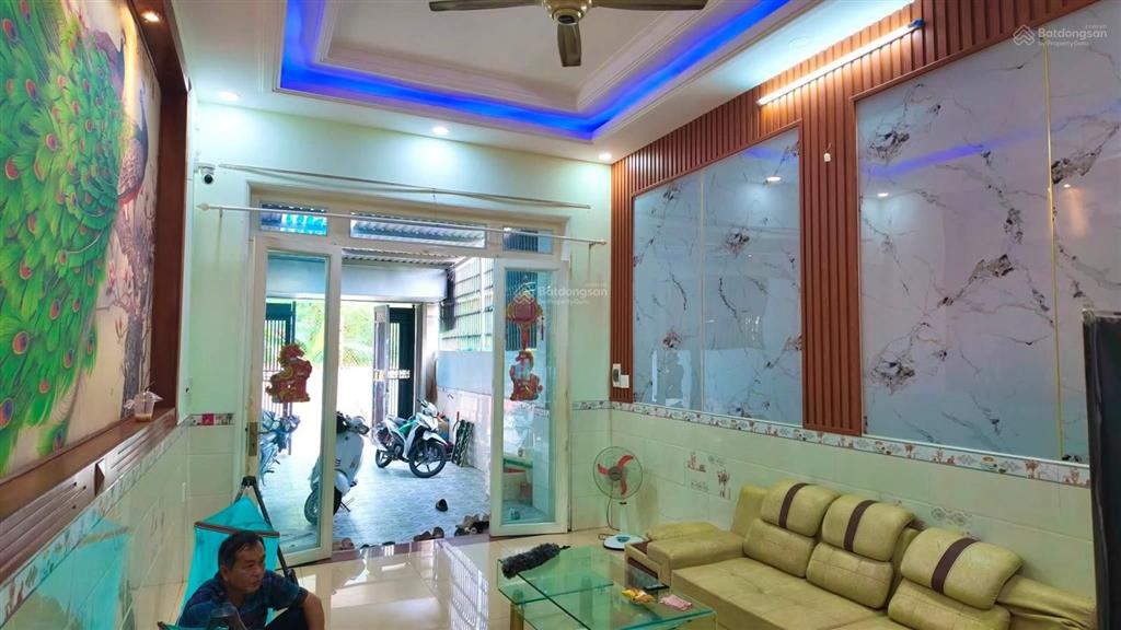 Bán nhà gần làng đại học quốc gia tphcm, vị trí đẹp, tiềm năng cao, 104m², chỉ 5,5 tỷ