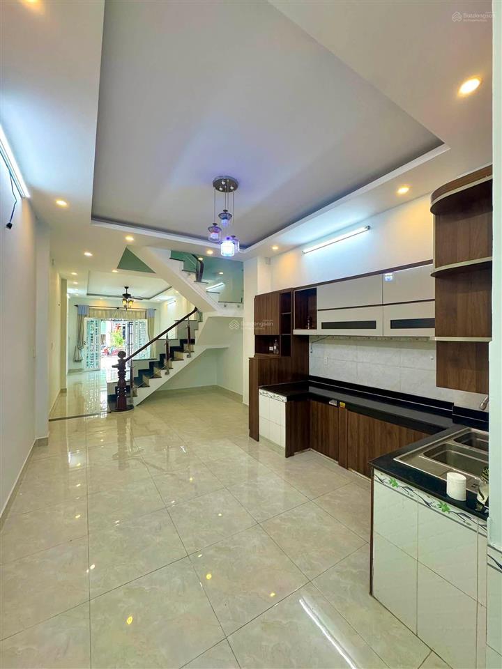 Bán nhà 1 trệt 2 lầu 72m², full thổ cư, nhà nở hậu
 ngay kdc lê phong, p. đông hòa, gần go dĩ an