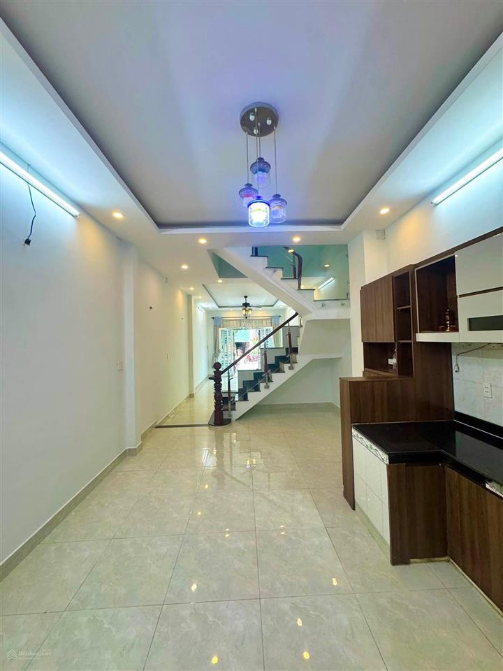 Bán nhà 1 trệt 2 lầu 72m², full thổ cư, nhà nở hậu
 ngay kdc lê phong, p. đông hòa, gần go dĩ an