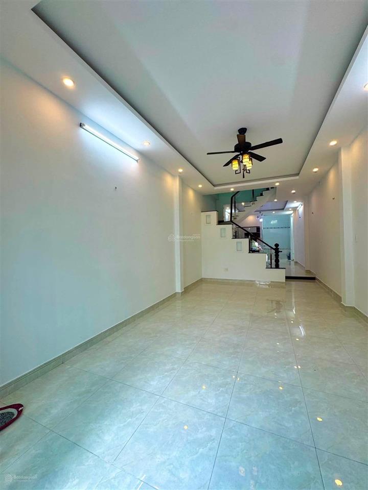 Bán nhà 1 trệt 2 lầu 72m², full thổ cư, nhà nở hậu
 ngay kdc lê phong, p. đông hòa, gần go dĩ an