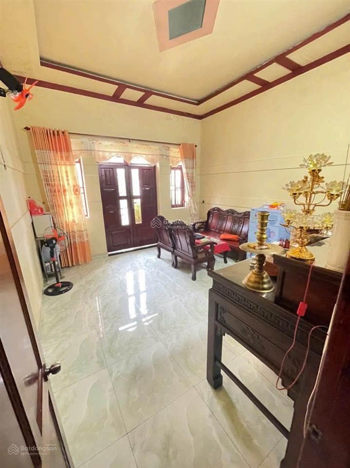 Bán nhà mặt tiền kinh doanh nguyễn hữu cảnh, p. đông hòa, tp. dĩ an giá 8,6 tỷ (thương lượng)