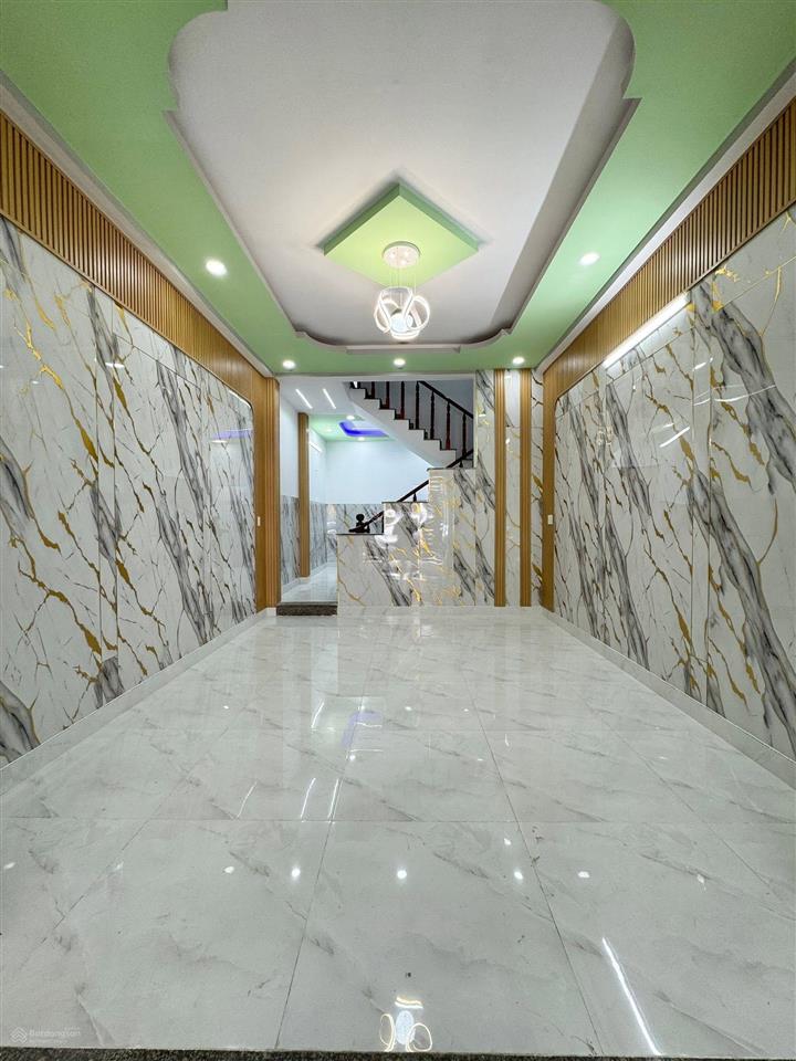 Chỉ 4 tỷ 150  bán nhà đẹp ngay ngã tư chiêu liêu dĩ an. vị trí trung tâm, tiện ích đầy đủ