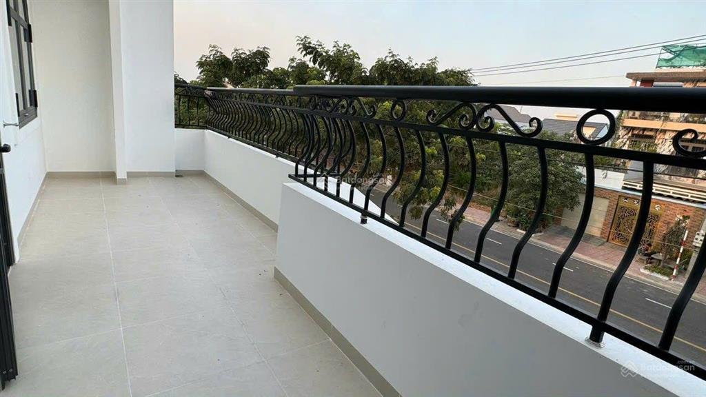 Chỉ 8,3 tỷ sở hữu biệt thự 150m full thổ cư tại p. đông hòa (mới) tp.hcm