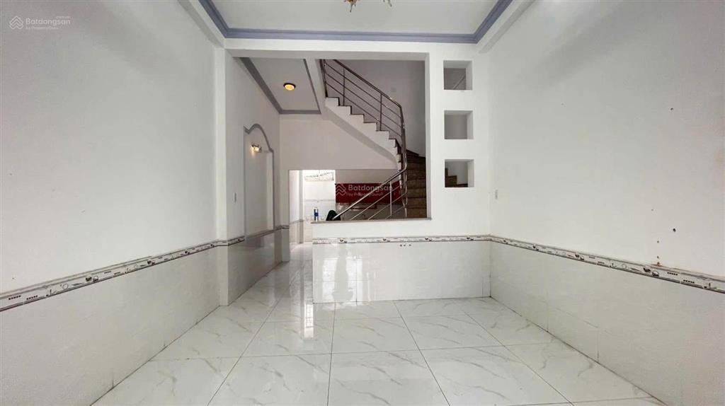 Bán nhà trệt lầu đối diện trường lê quý đôn dĩ an giá bán 5 tỷ (thương lượng)