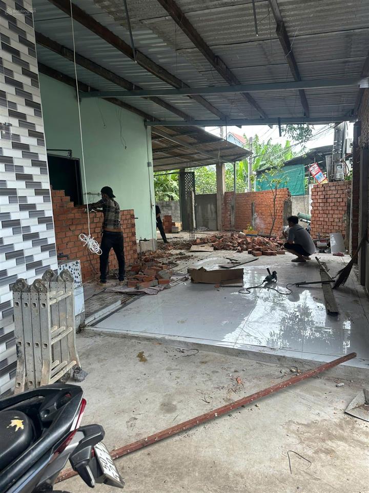 Sổ hồng riêng có 2 căn nhà 1 căn hướng đông nam, 1 căn hướng đông bắc giá 3 tỷ 990 triệu