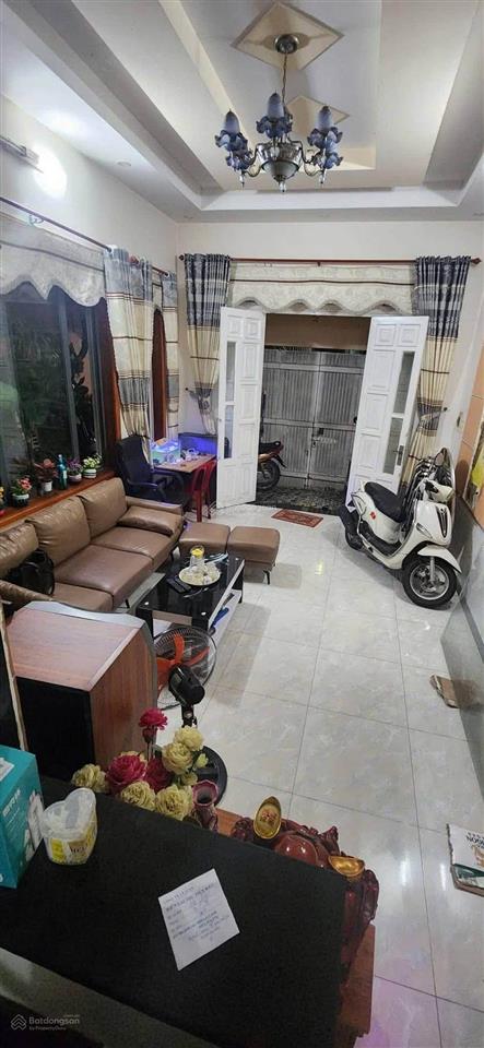 Chỉ 2,1 tỷ nhà sổ riêng lầu trệt gần chợ ngã 3 ông xã, dĩ an