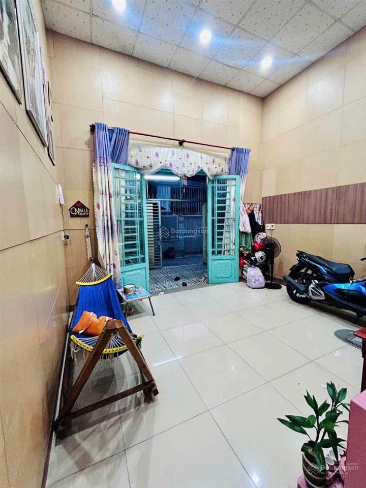 Hàng hiếm nhà sổ hồng riêng chỉ 2 tỷ 750 còn bớt bán nhà cấp 4 có gác sổ hồng riêng
