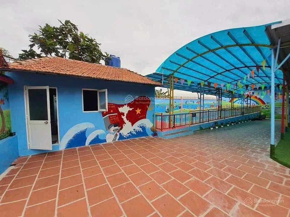 Bán gấp trường mầm non đang hoạt động tốt dt 1500m2, thu nhập ổn định
