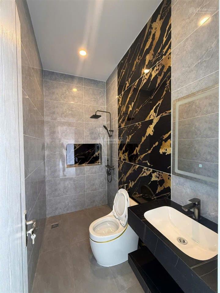 Nhà đẹp mới hoàn thiện 1 trệt 2 lầu đường nguyễn bính, phường đông hòa, tp hcm, sau svd đông hòa