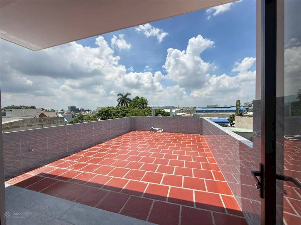 Nhà đẹp mới hoàn thiện 1 trệt 2 lầu đường nguyễn bính, phường đông hòa, tp hcm, sau svd đông hòa