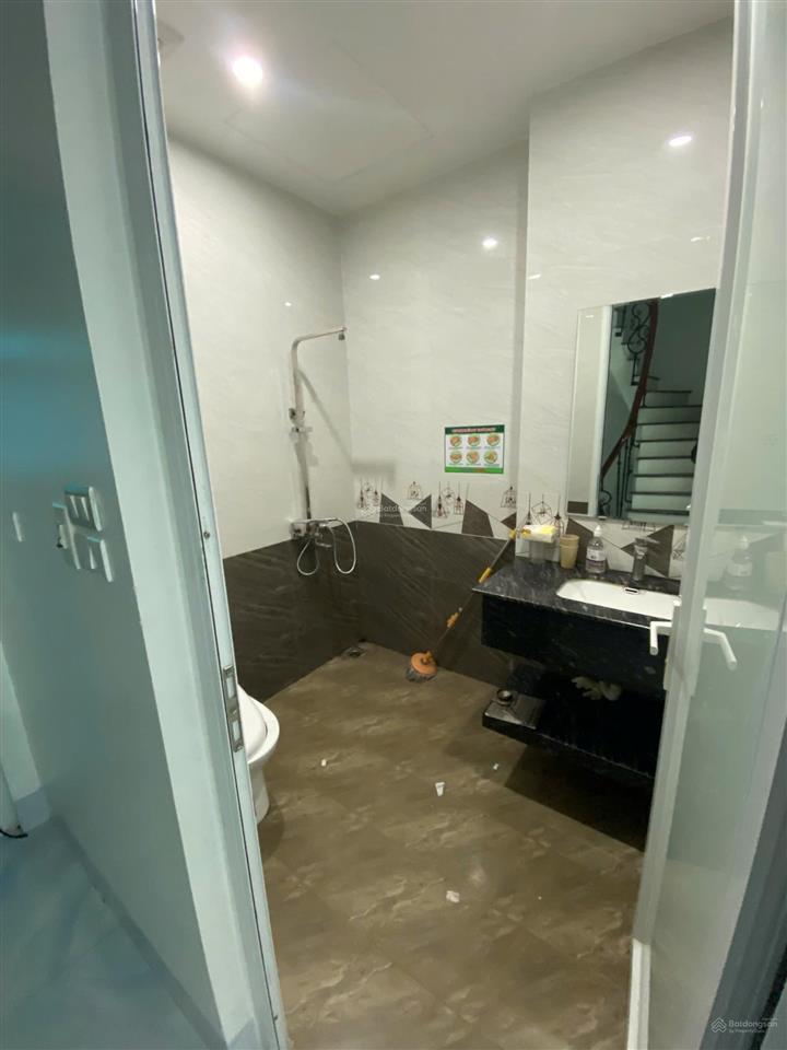 Chính chủ bán galaxy tố hữu 90m, 6 tầng, thang máy, điều hòa âm trần chỉ 35 tỷ.