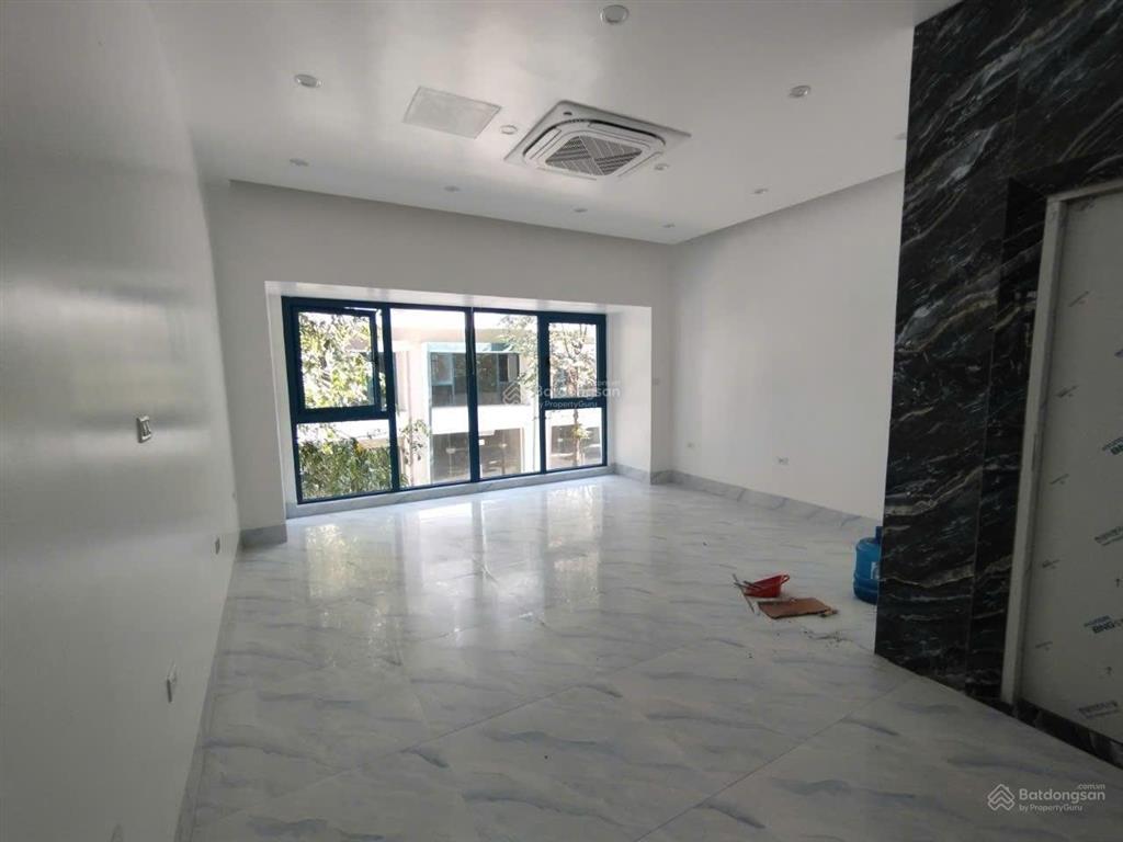 Chính chủ bán galaxy tố hữu 90m, 6 tầng, thang máy, điều hòa âm trần chỉ 35 tỷ.