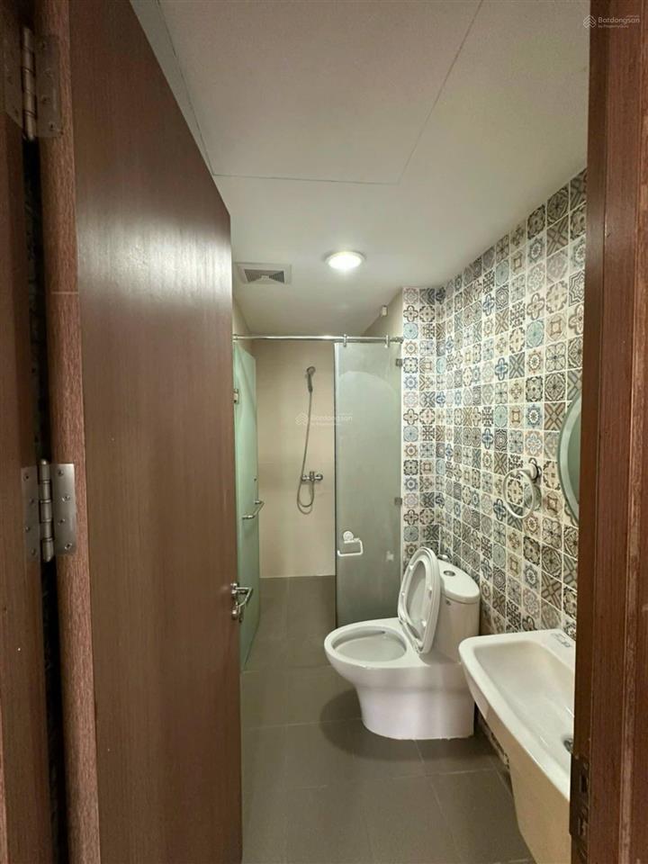 Cho thuê căn hộ shp giá 10tr/ tháng, bao phí quản lý.