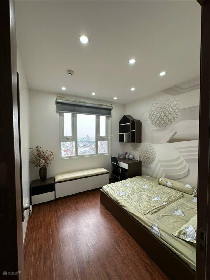 Cho thuê căn hộ shp giá 10tr/ tháng, bao phí quản lý.