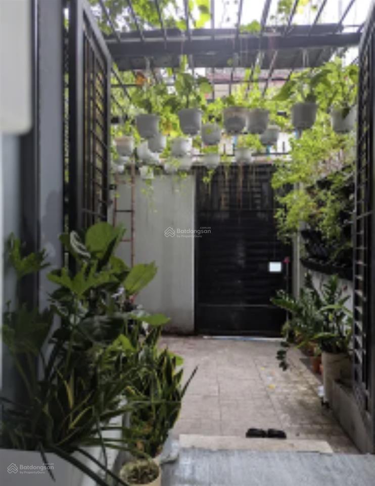 Phòng phan xích long, phú nhuận