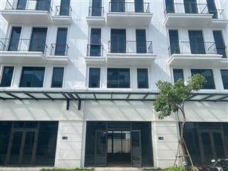 Cơ hội sở hữu shophouse giáp biển  vừa kinh doanh, vừa tích lũy tài sản