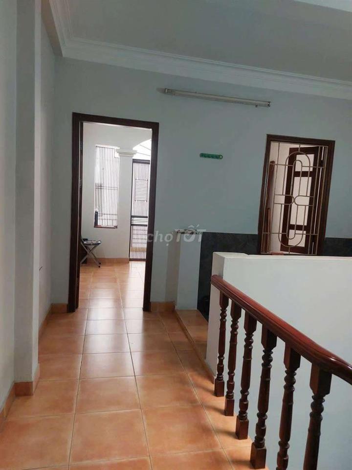 cho thuê nhà nguyên căn để ở , ngõ 107 Nguyễn Chí Thanh , Đống Đa .