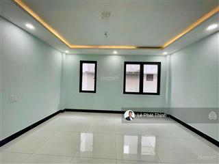 Nhà nguyên căn 5x20,5m, 1 hầm 1 trệt 3 lầu, có thang máy, hoàn thiện chất lượng, phù hợp làm cty